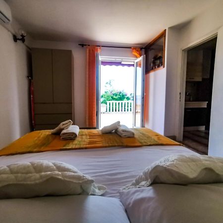 Apartman Damir Сумартин Экстерьер фото
