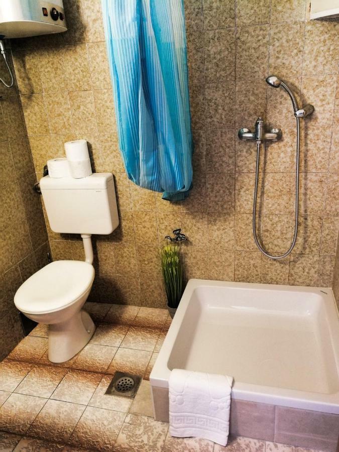 Apartman Damir Сумартин Экстерьер фото