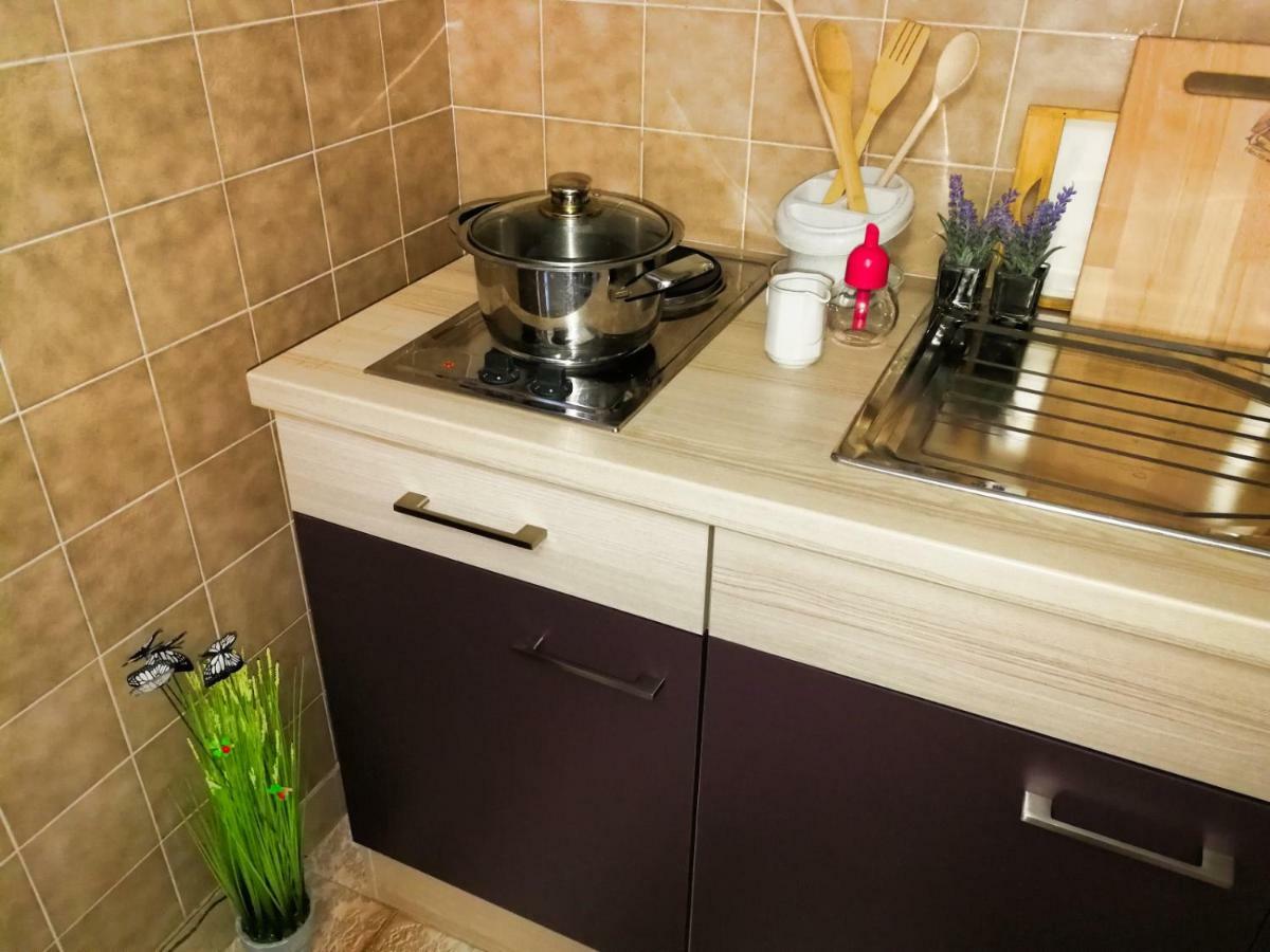 Apartman Damir Сумартин Экстерьер фото